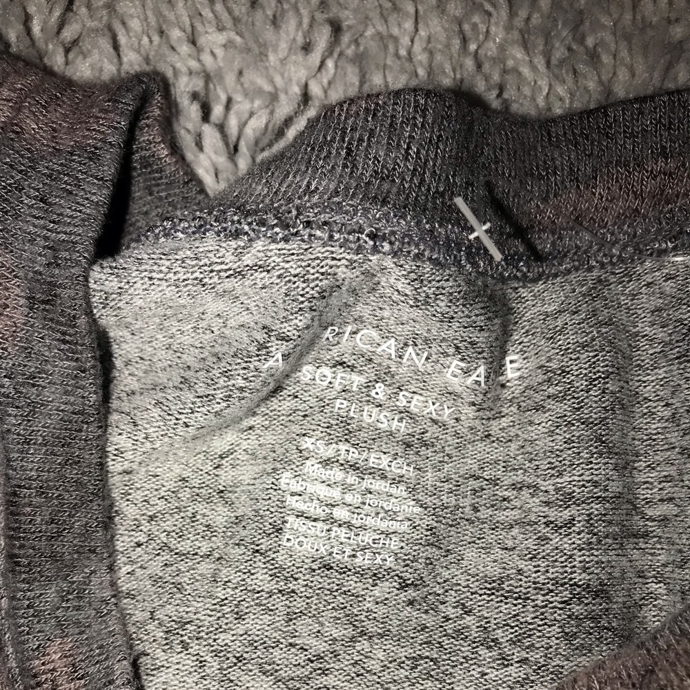 shirt - Picture 3 of 3